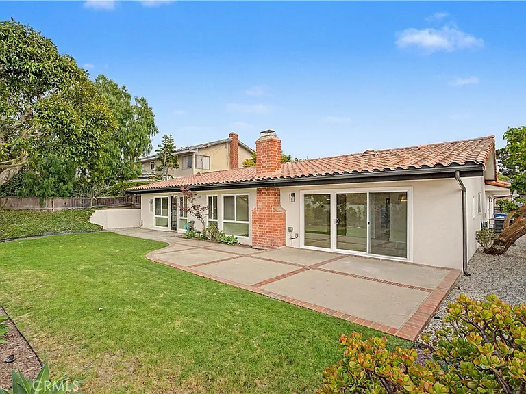 6917 Clovercliff Dr — Photo 31