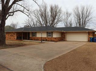 4912 W Country Club Dr, Stillwater, OK 74074