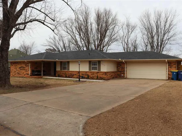 4912 W Country Club Dr, Stillwater, OK 74074