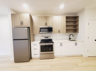 317 Forrest St #204, Jersey City, NJ 07304