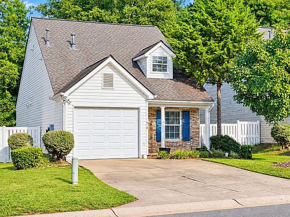 2nd image of 1628 Beacon Village Dr
