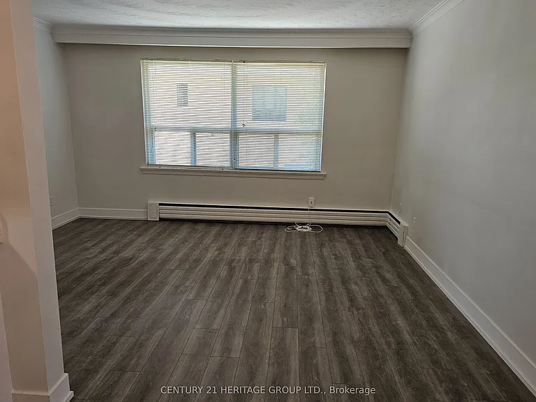 423 Pharmacy Ave #5 — Photo 6