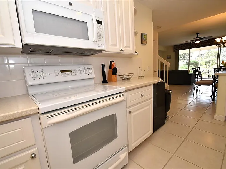 7624 Bergamo Ave #4B — Photo 14