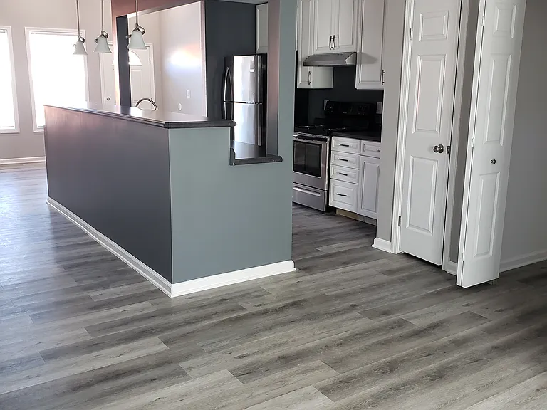 436 E Beecher St — Photo 9