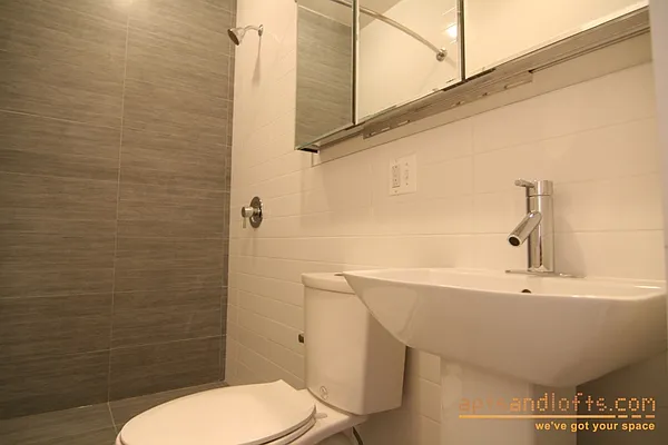 Rented by aptsandlofts.com | media 9