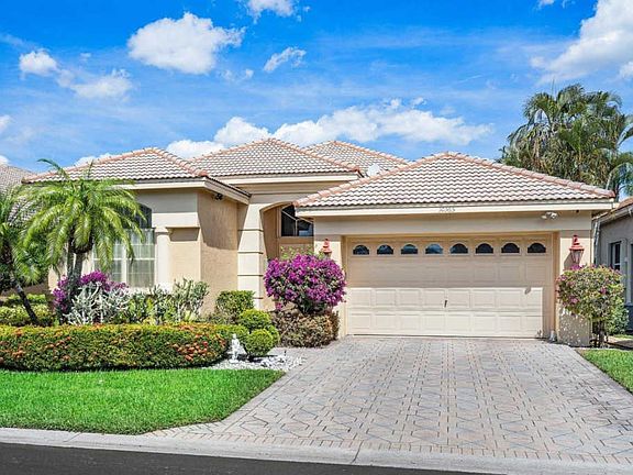 2nd image of 10565 Laurel Estates Ln