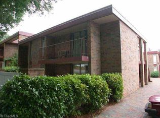 1747 Hawthorne Rd, Winston Salem, NC 27103