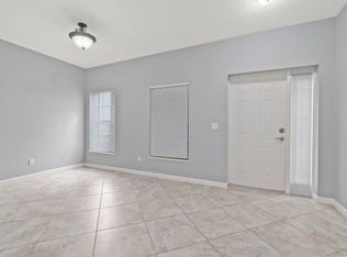 2087 SE Wild Meadow Circle, Port St Lucie, FL 34952