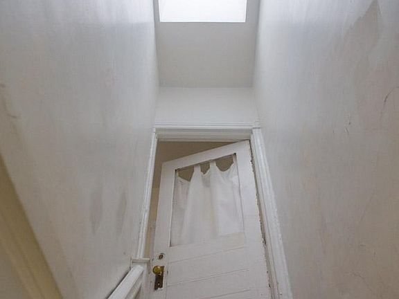 3rd image of 139 N 50th St APT 3
