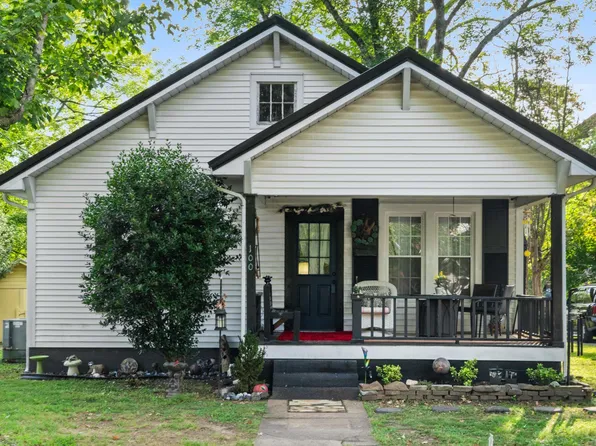 100 N 9th St, Murray, KY 42071