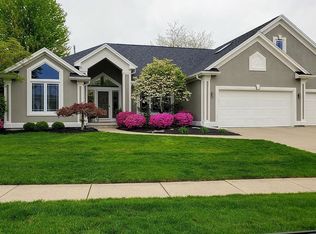 333 Cove Harbour Dr W, Holland, OH 43528