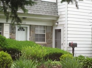 163 Village Dr, Hauppauge, NY 11788