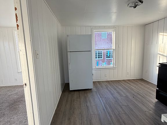 5th image of 620 Gregory St #A