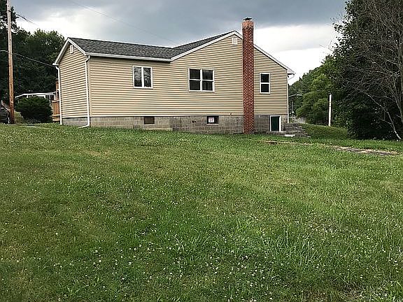 Almost 1/2 Acre Yard