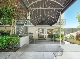 2040 43rd Ave E APT 201, Seattle, WA 98112