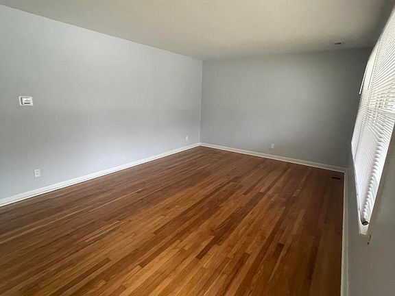 4th image of 1888 Rio Vista Dr