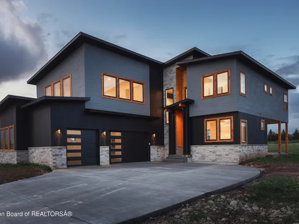 155 Sagewood Dr, Driggs, ID 83422