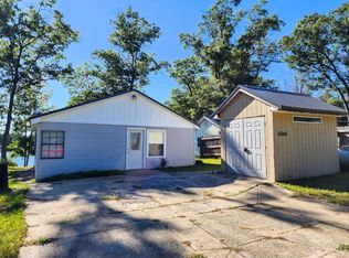 6844 Ridge Rd, Harrison, MI 48625