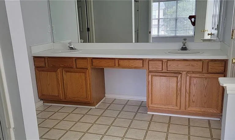 3748 Jackson Bluff Dr — Photo 9