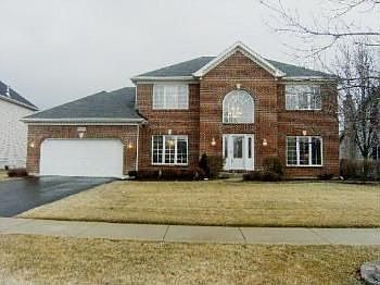 2nd image of 2511 Bangert Ln