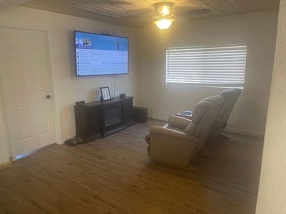 3rd image of 141 S 650th St E