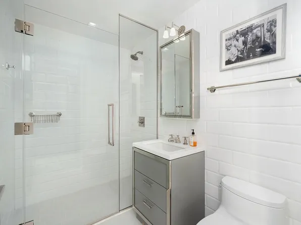 200 East 79th Street image 19 of 20