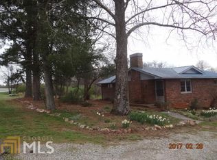 3730 Pea Ridge Rd, Cornelia, GA 30531