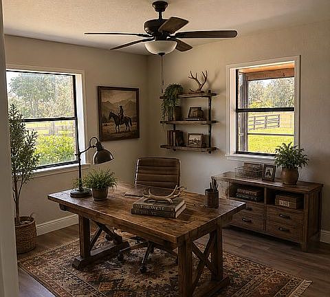 3rd image of 370 Sand Pine Pl