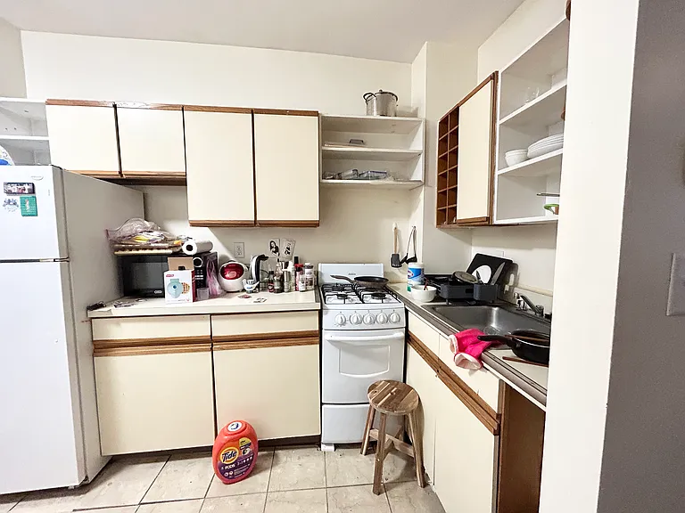 39 Hemenway St #20 — Photo 4
