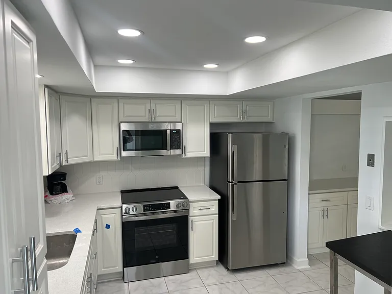 Kitchen new appliances.