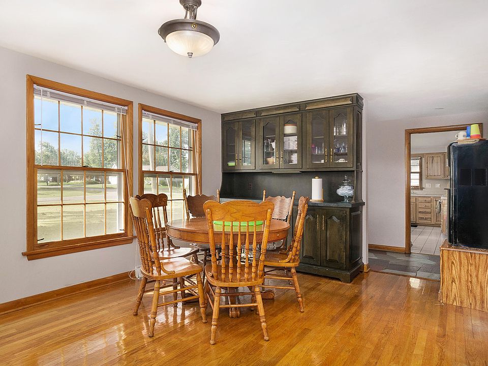 1st image of 151 Kelwood Ln