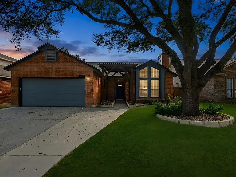 13623 Summer Glen Dr — Photo 1