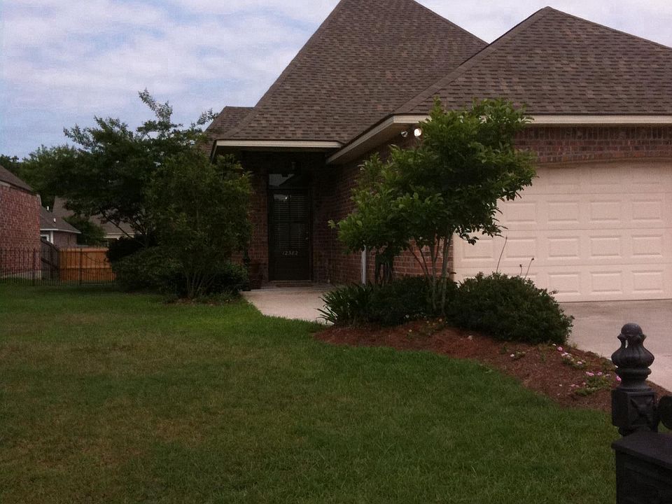 1st image of 12382 Dutchtown Villa Dr