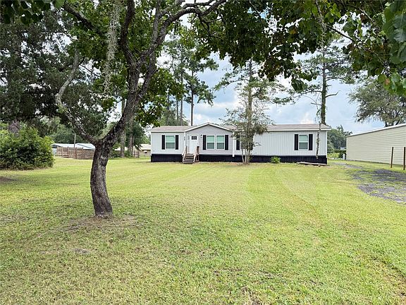 3rd image of 540444 Lem Turner Rd