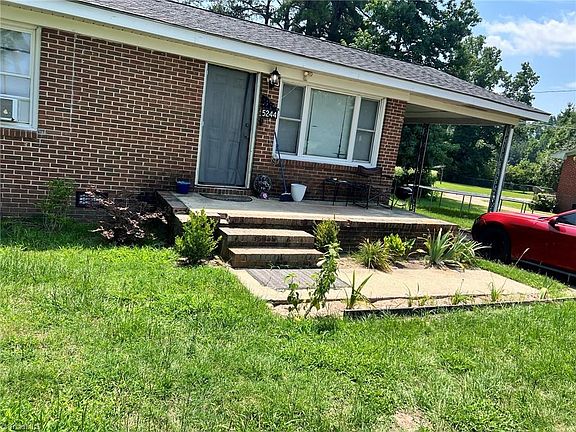 3rd image of 5244 Lindsey Rd