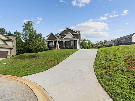2nd image of 408 Saylor Way