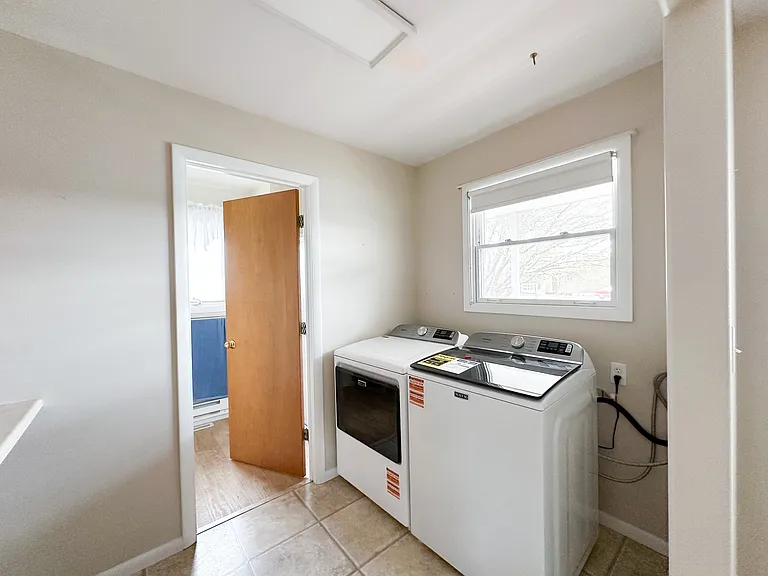 5706 Shannon Ct — Photo 14