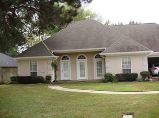 1200 Casandra Dr, Longview, TX 75605