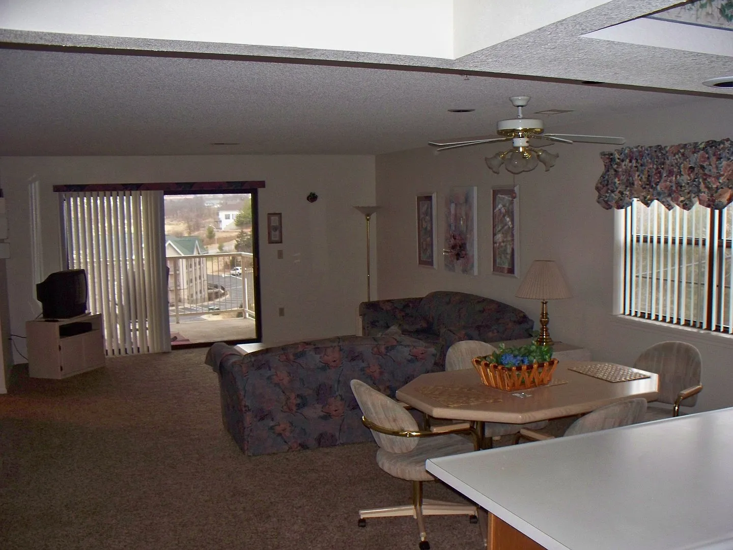 Spacious 2 Bedroom Apartment at in Branson, MO at the Foothills Walk In Unit — Photo 4
