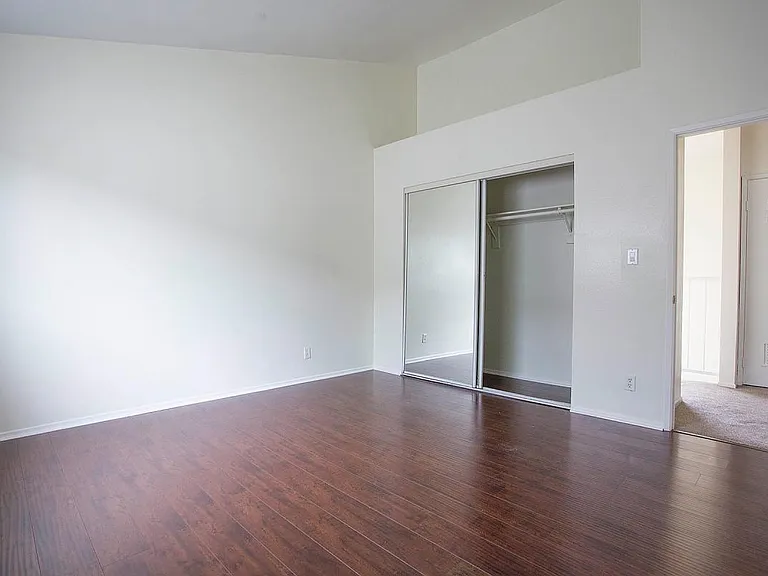 4419 162nd St #8 — Photo 9