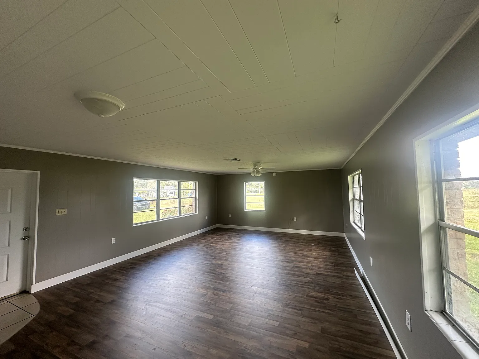 2812 Clemons Rd — Photo 2