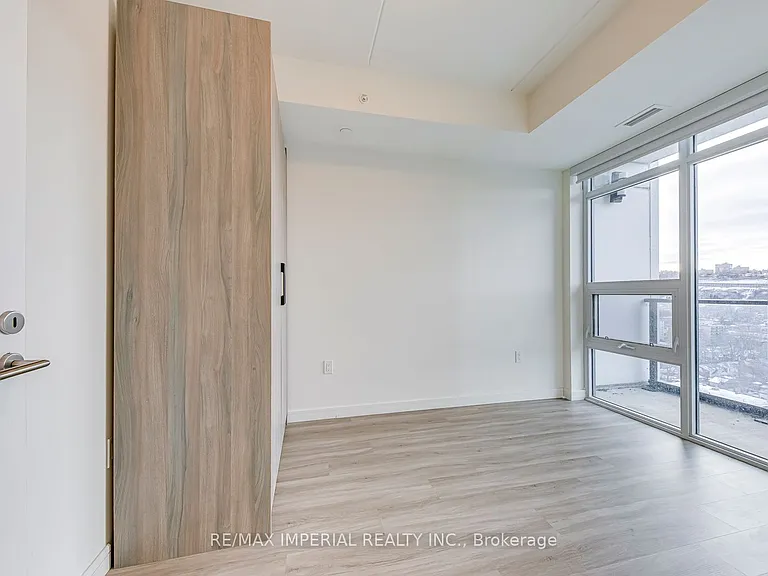 49 Walnut St S #1803 — Photo 21