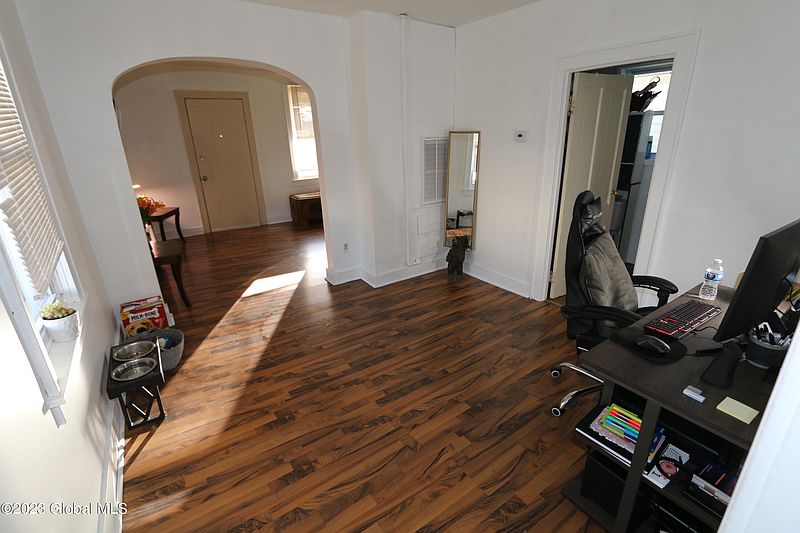 5th image of 603 Seneca Street