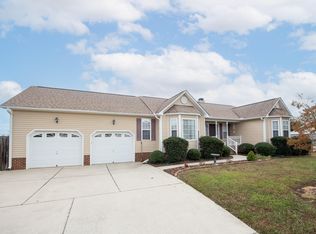7217 Blannie Farms Ln, Willow Spring, NC 27592