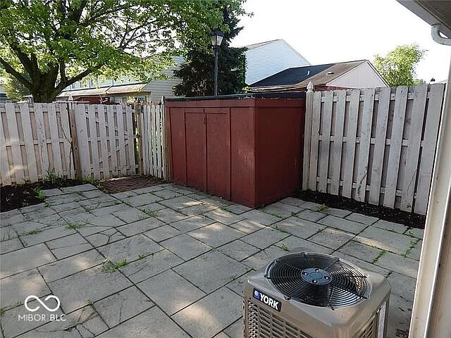 4847 Mount Vernon Dr — Photo 16