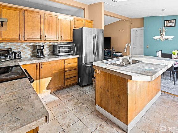 3rd image of 15410 SE 272nd Street #16