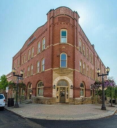 1st image of 102 E Main St