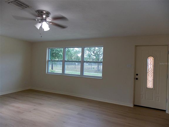 4th image of 1669 35th St