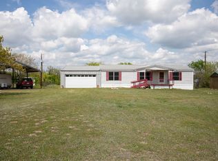 225 Lone Trl, Rhome, TX 76078