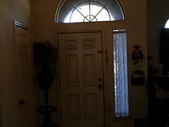 2nd image of 2218 Meredith Ln